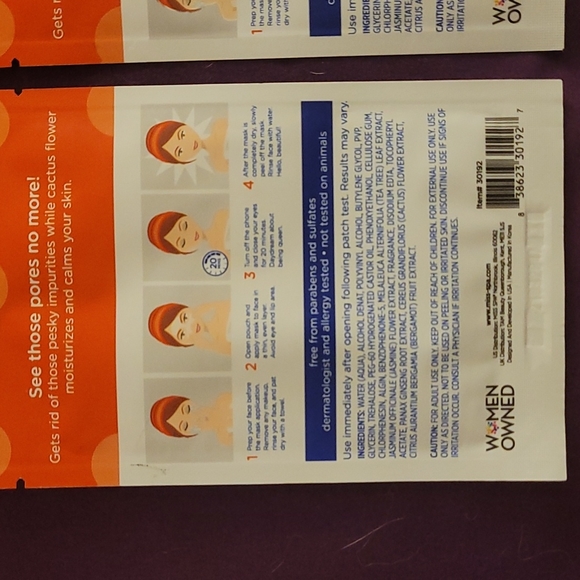 SET! 3 Face Masks & Remover Sponge - Picture 5 of 10